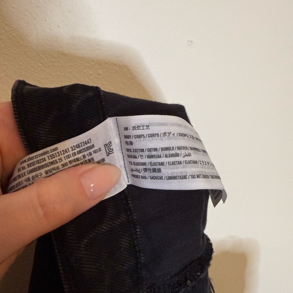 Abercrombie & Fitch High Rise 90’s Relaxed Jean Size 27 Short - Picture 15 of 16